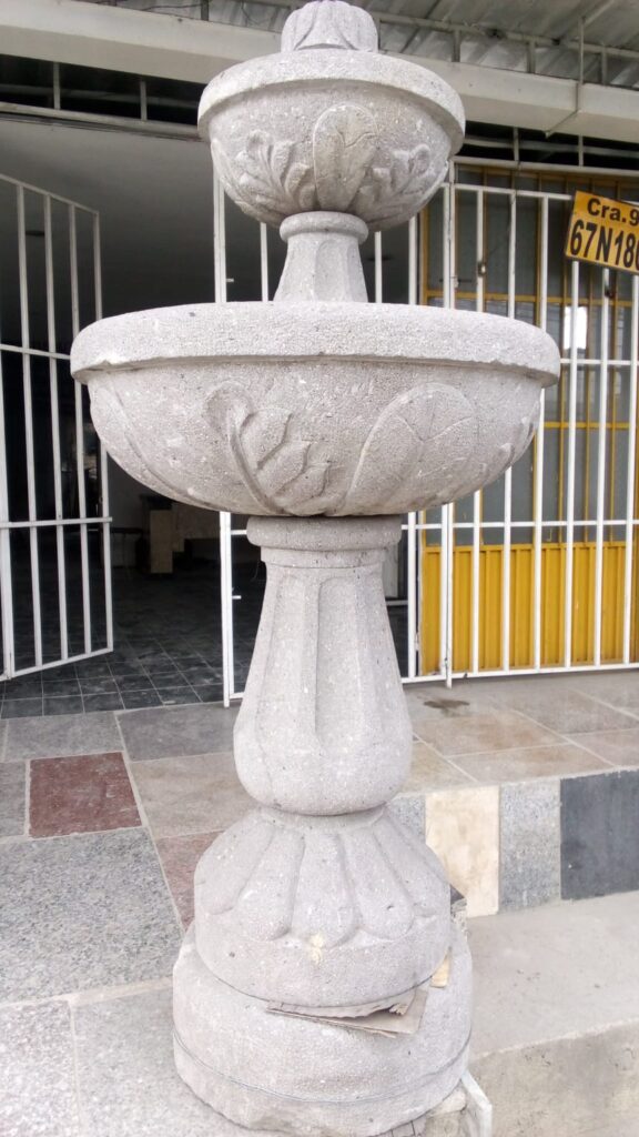 Fuente de Agua en Piedra Natural cod 01